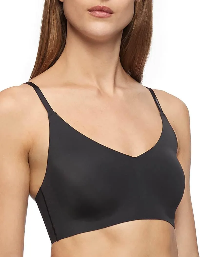 Calvin Klein Women's Invisibles Comfort Lightly Lined Seamless Wireless Triangle Bralette Bra