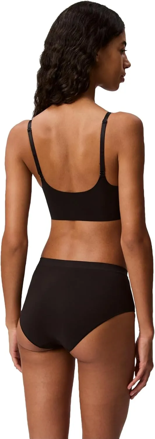 Calvin Klein Women's Invisibles Comfort Lightly Lined Seamless Wireless Triangle Bralette Bra