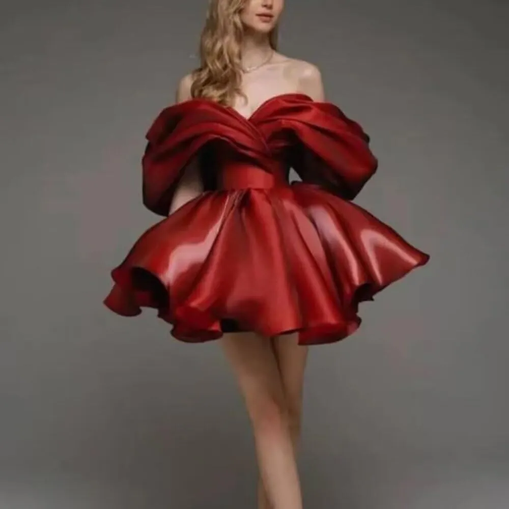 Off Shoulder Satin Homecoming Dresses for Teens A Line Ruffle Prom Dresses Strapless Short Cocktail Party Gowns IE10