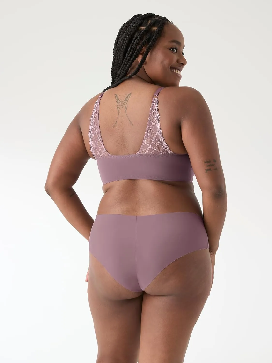 True & Co Women's True Body Triangle Lace Racerback Bra
