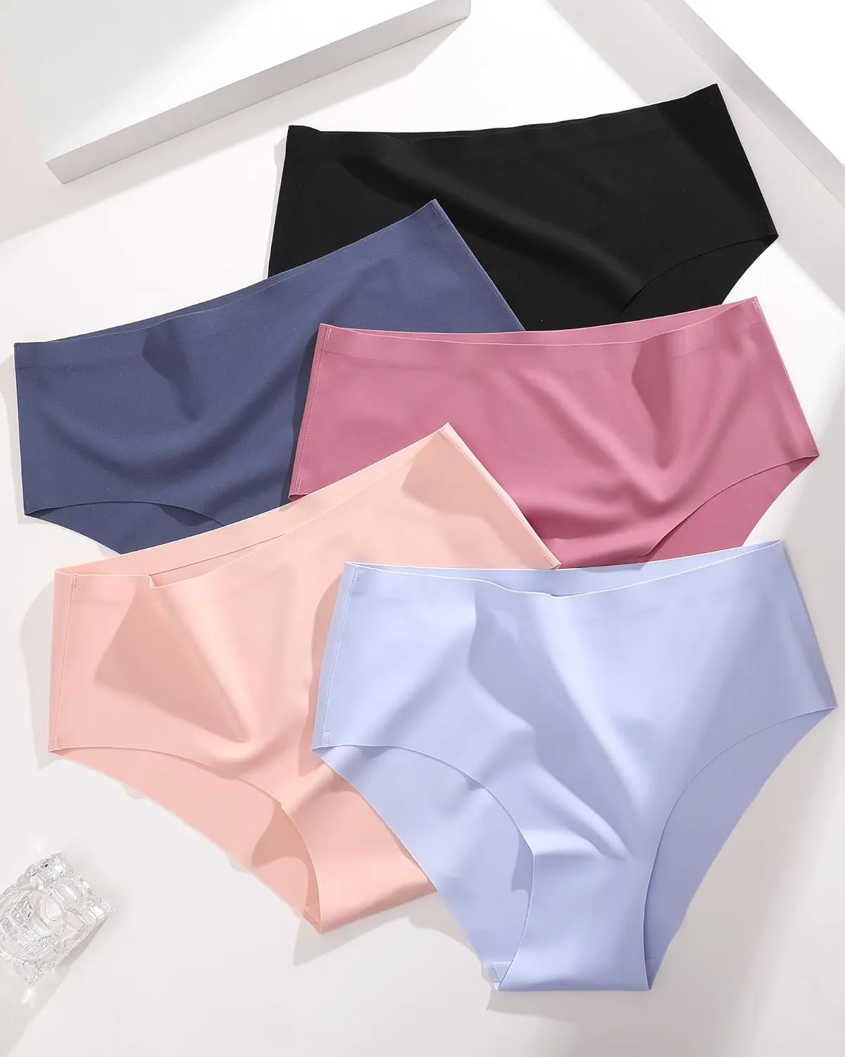UNDER THE SEA Seamless Underwear for Women Mid Rise Brief Sexy No Show Bikini Panties Womens Cheeky 5 Pack XS-XL