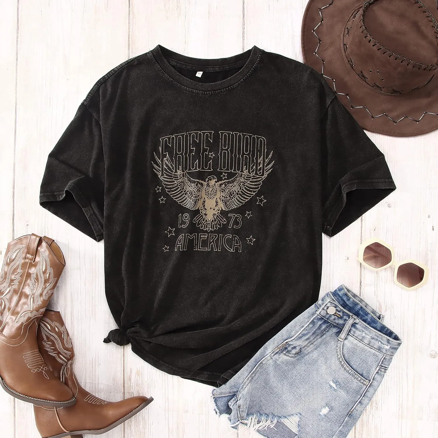 Vintage Rock Band T-Shirts for Women Retro Free Bird Eagle Graphic Country Music Tees Casual Loose Short Sleeve Tops